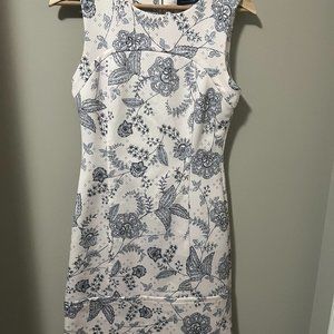 Cute and comfortable pink Tommy Hilfiger mini summer dress in size 2